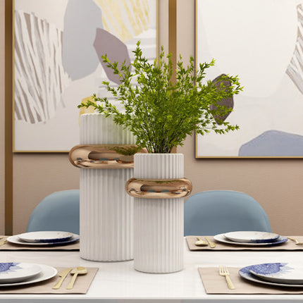 The Same Roman Holiday Flower In Milan, Modern Nordic Light Luxury Style Ceramic Vase Decoration
