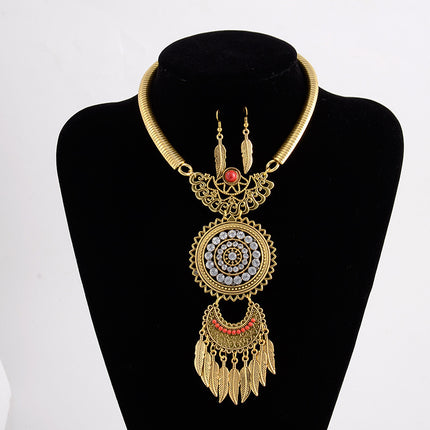 Vintage Crystal Leaf Drop Earring Set