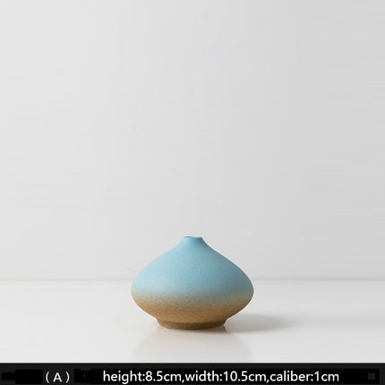 Creative ceramic vase
