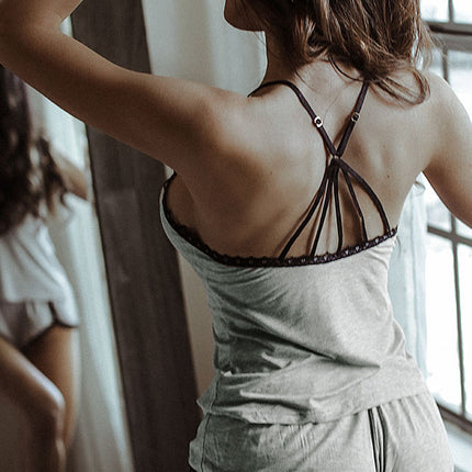 Sexy sexy lace suspender comfortable pajamas set