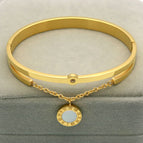 Gold / White