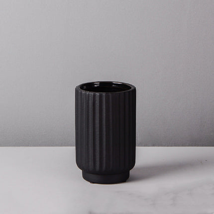 Ceramic vase decoration