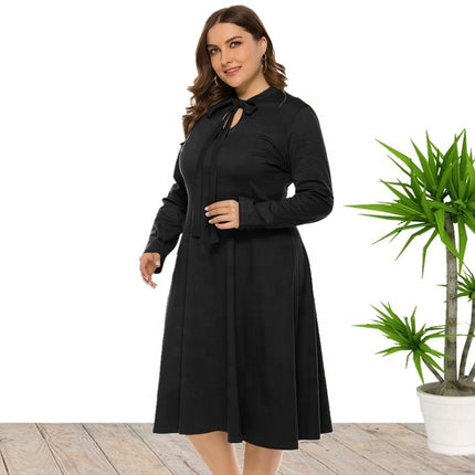 Large Size Women's Round Neck Lace Knitted Dress