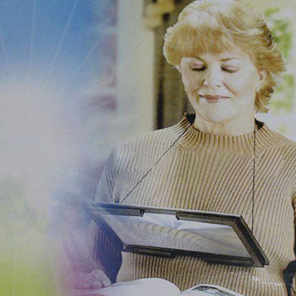 Desktop Magnifying Glass With 4 Led Lights Ultrathin A4 FullPage Large Reading Magnifier The Good Gift For Elders HY52