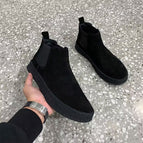 882 Black Shoes