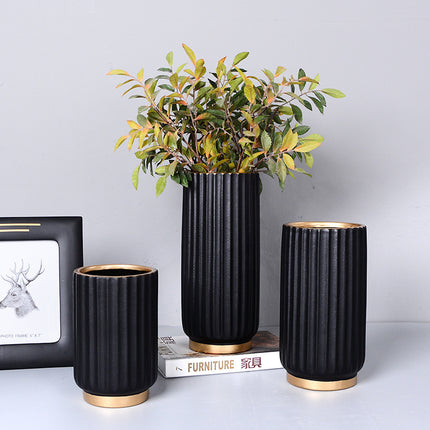 Ceramic vase decoration