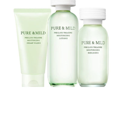 A Full Set Of Pure Natural Summer Refreshing Skin Care Products For Student Girls