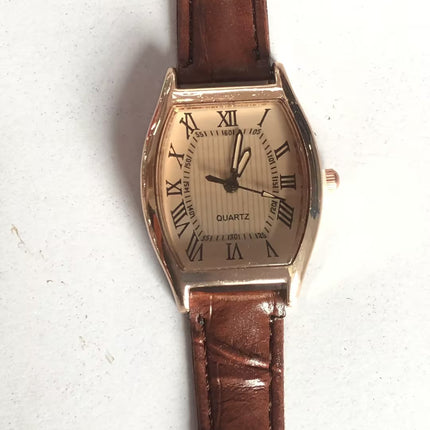 Fashion Classic Quartz Watch Women's Watch