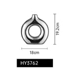 HY3762