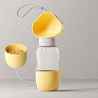Cloud yellow / Drinking water and feeding