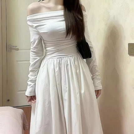 Off-shoulder White Knitted Long-sleeved Dress Women